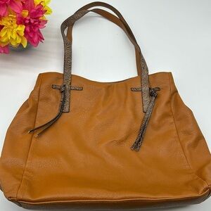 Darcy Marks London Carmel Color Leather Tote Bag TOT5608G